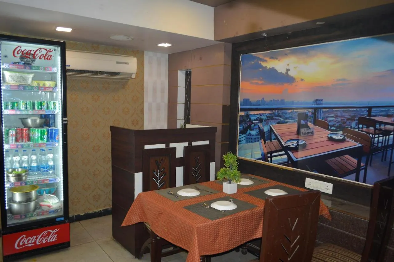 Hotel Parque Inn Варанаси 4*,  Индия