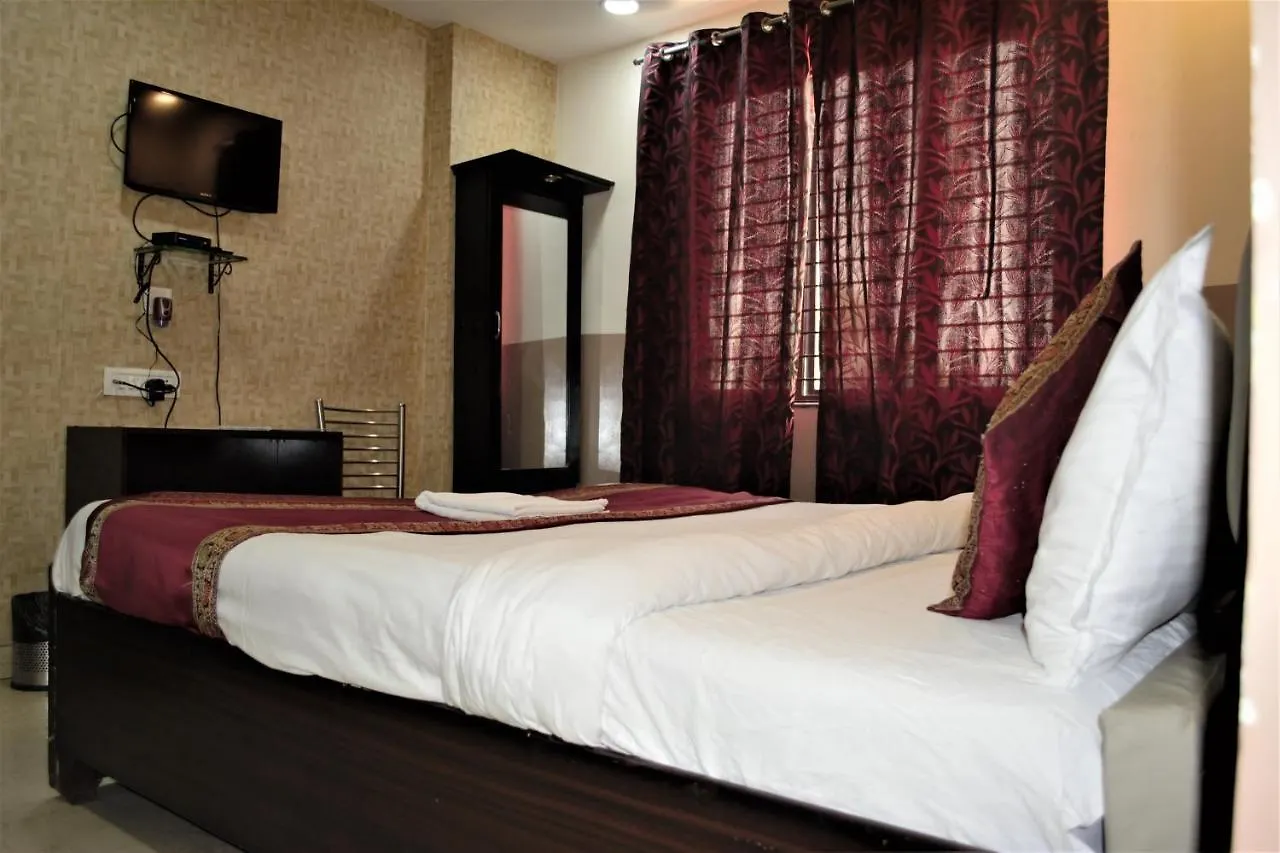 ****  Hotel Parque Inn Варанаси Индия