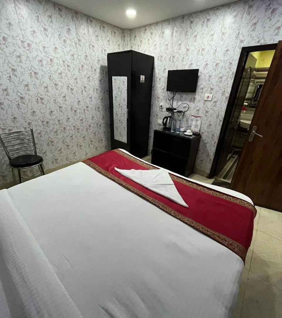 Hotel Parque Inn Варанаси