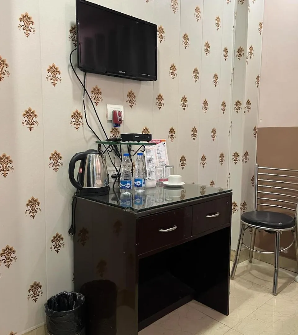 Hotel Parque Inn Варанаси